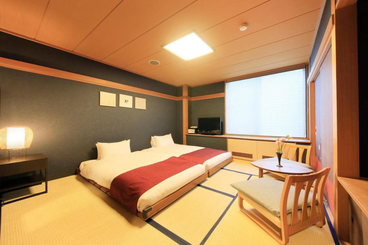 別邸今宵 4*